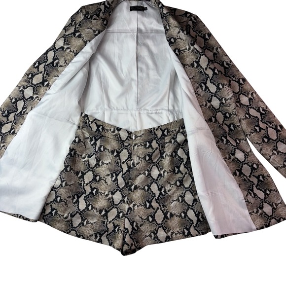 BLITHE Blazer Mini Dress Built In Shorts Suit Jacket Snake Neutral Size Medium - Picture 4 of 14